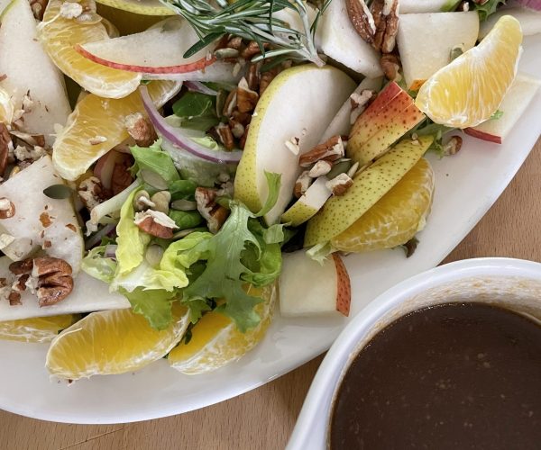 ORANGE AND PEAR SALADWITH TOASTED PECAN VINAIGRETTE